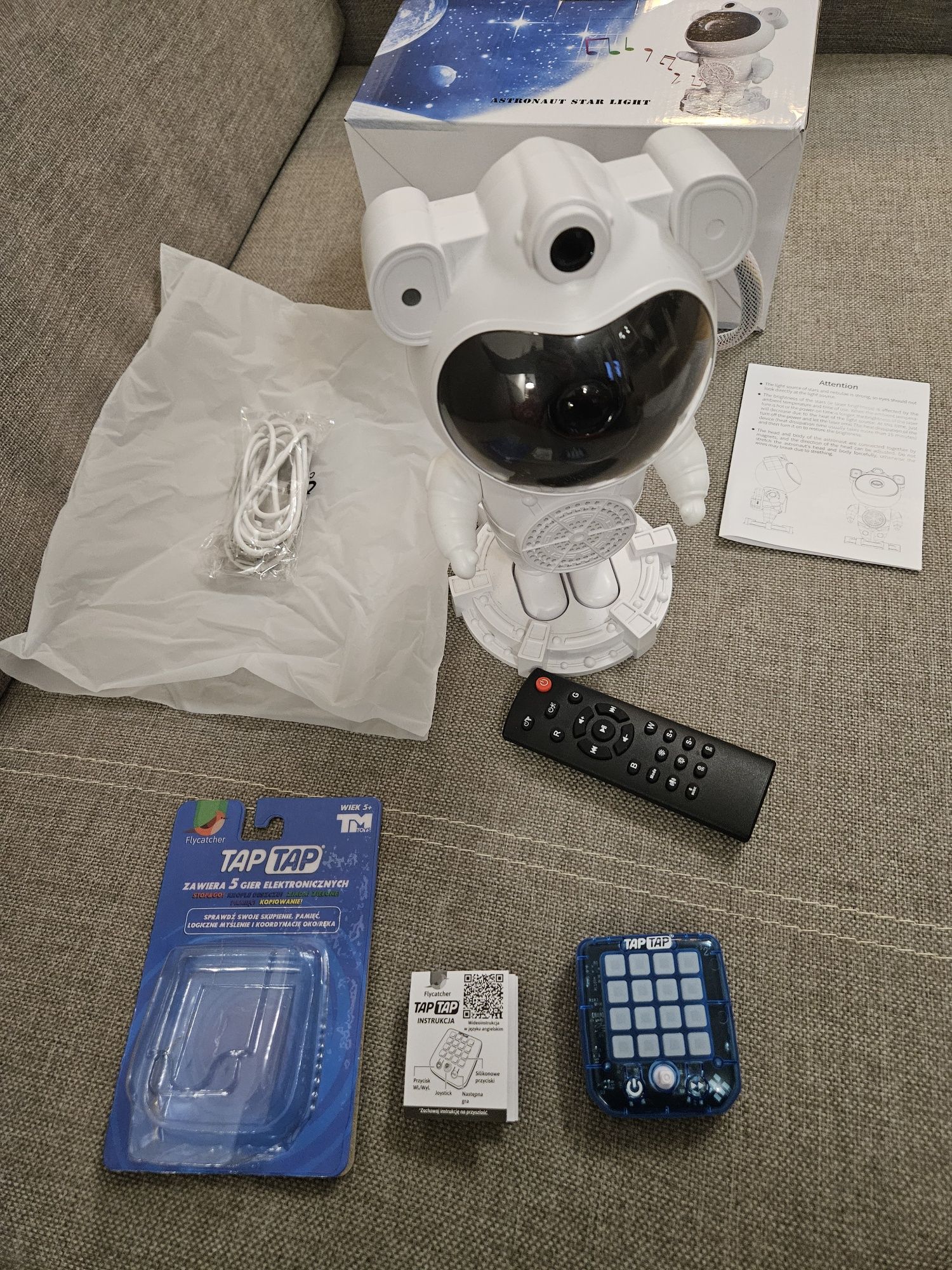 Projektor gwiazd ASTRONAUTA głośnik BLUETOOTH Lampka Led Laser +grat