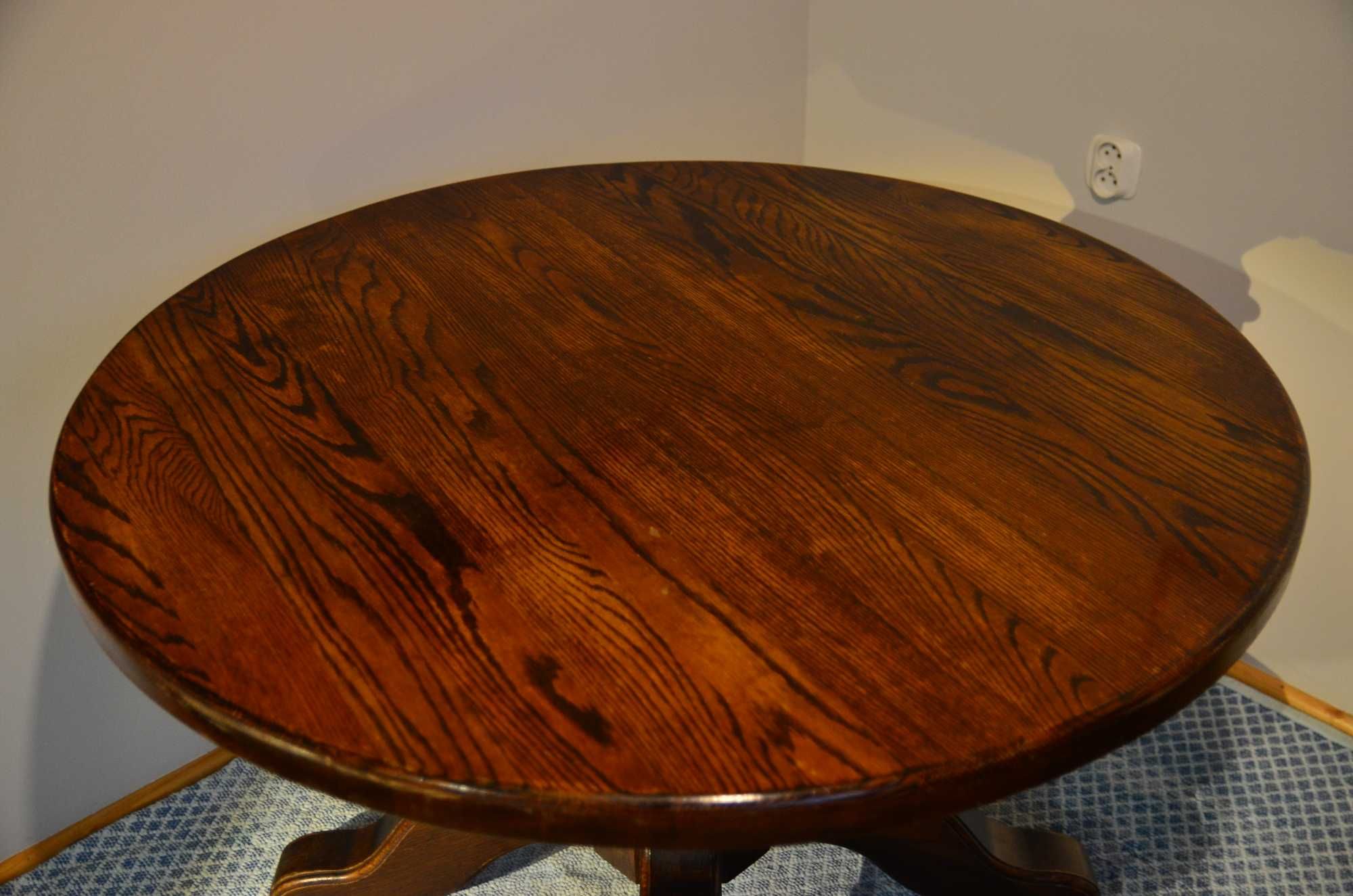 Drewniany okrągły duży stół. Lite drewno dębowe