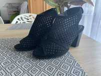 Eleganckie zamszowe botki 35-36