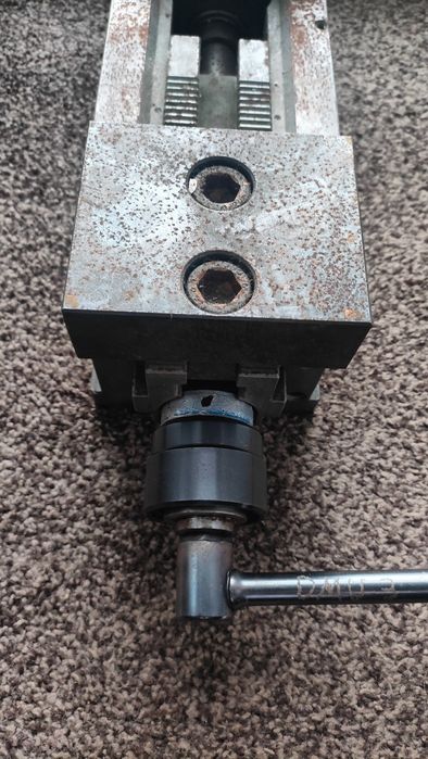 Imadło maszynowe RÖHM +szczęki zaciskowe