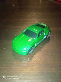 Nissan 370Z hot wheels zielony