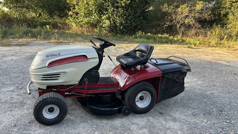 Kosiarka traktorek MTD Bolens Yard Man gutbrod