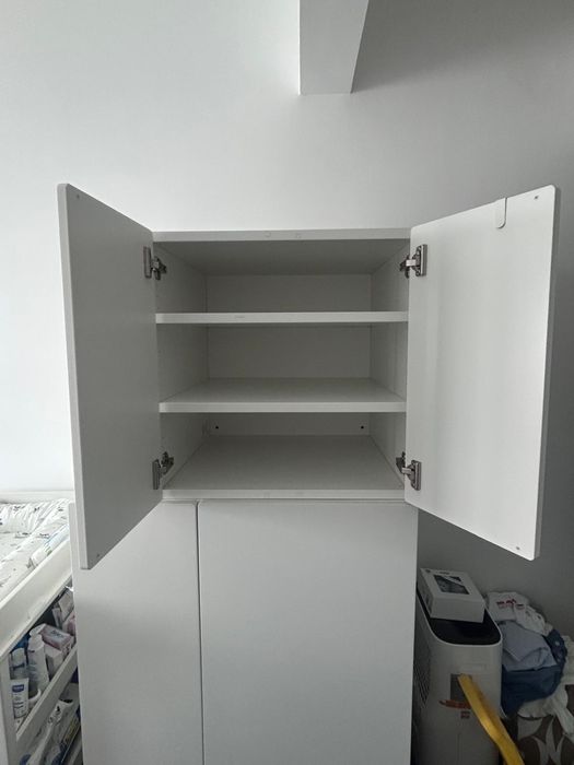 Roupeiro IKEA para criança