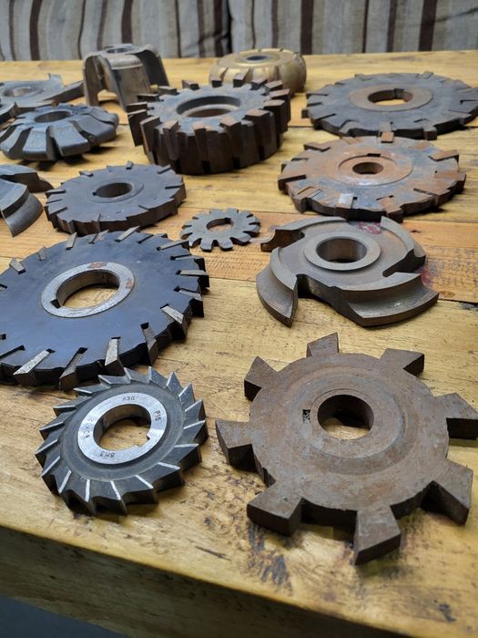 Продам фрезы по дереву