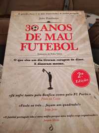 Livro 30 anos de mau futebol