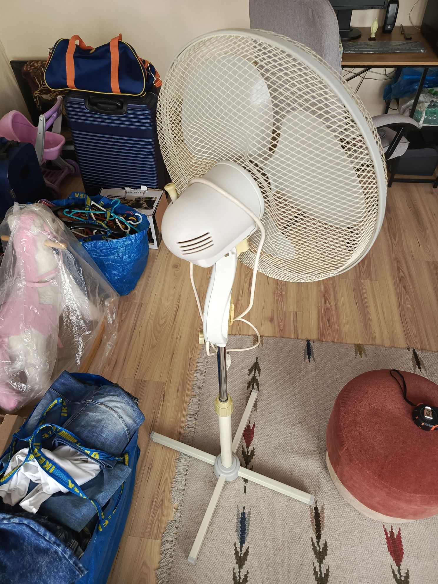 PRIMO-duży markowy solidny wentylator podłogowy. Wysokość 140 cm