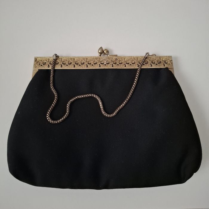 Mała torebka do ręki vintage na złotym łańcuszku /portmonetka