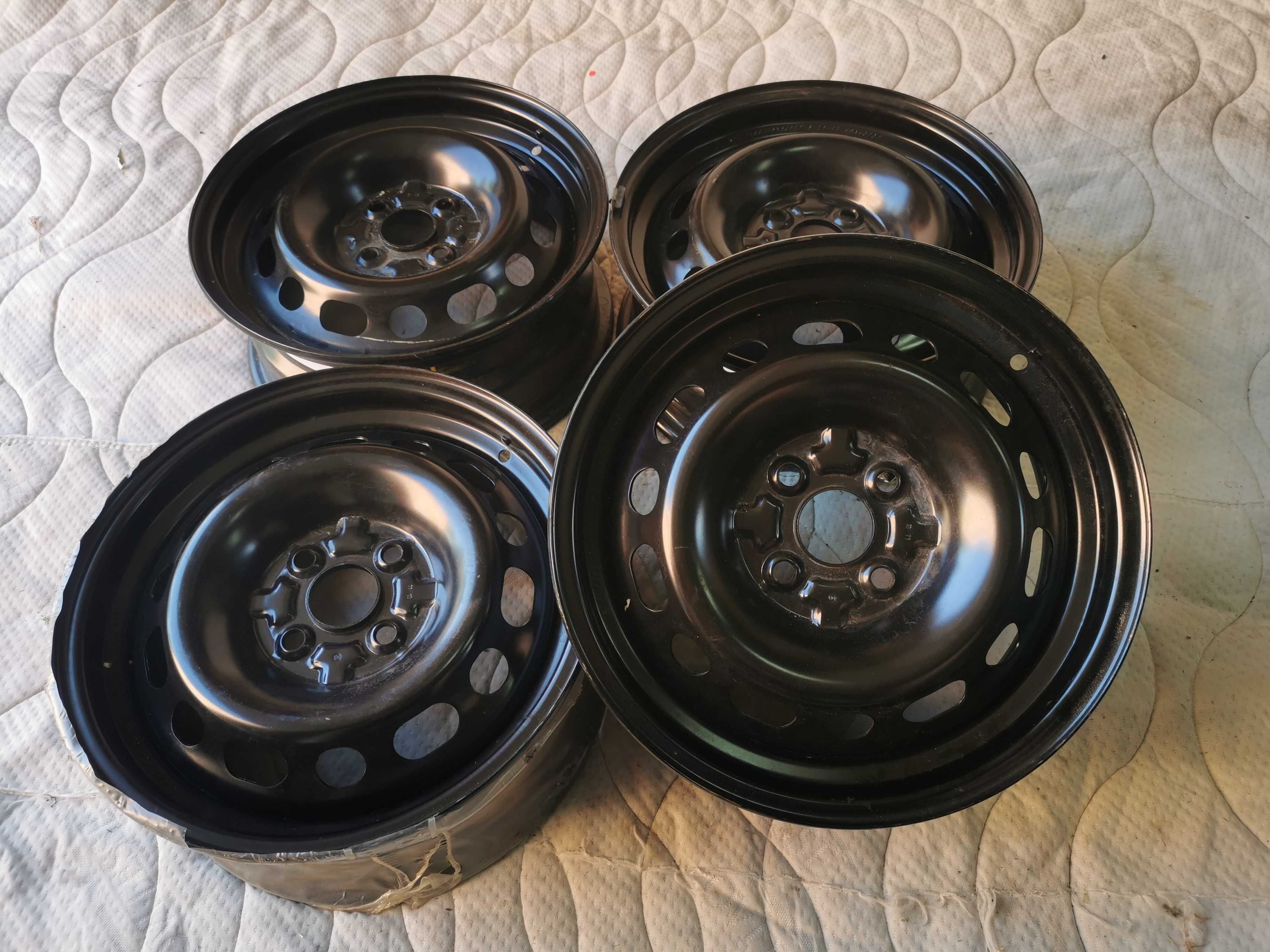 4x felga stalowa 6Jx15 Mazda 2 ET45 4x100 nowe KFZ