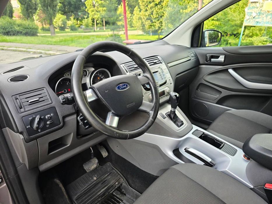 Ford Kuga оренда авто з правом викупу , авто в рассрочку