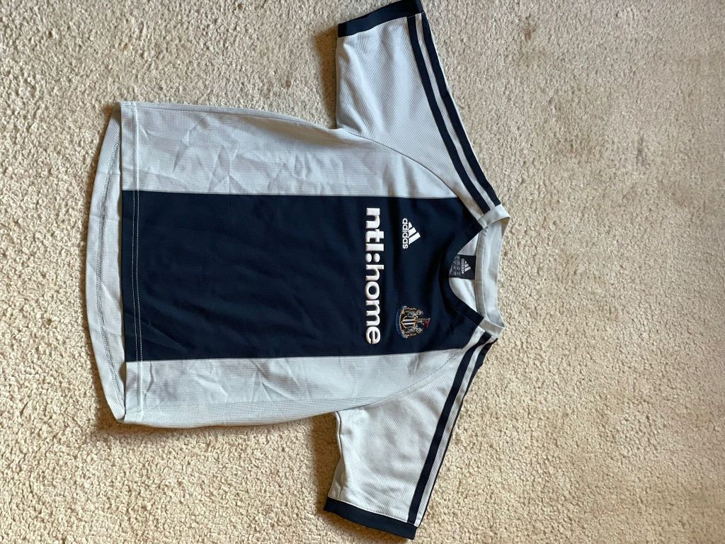 Camisola retro Newcastle Away 2002/03 Tamanho Criança