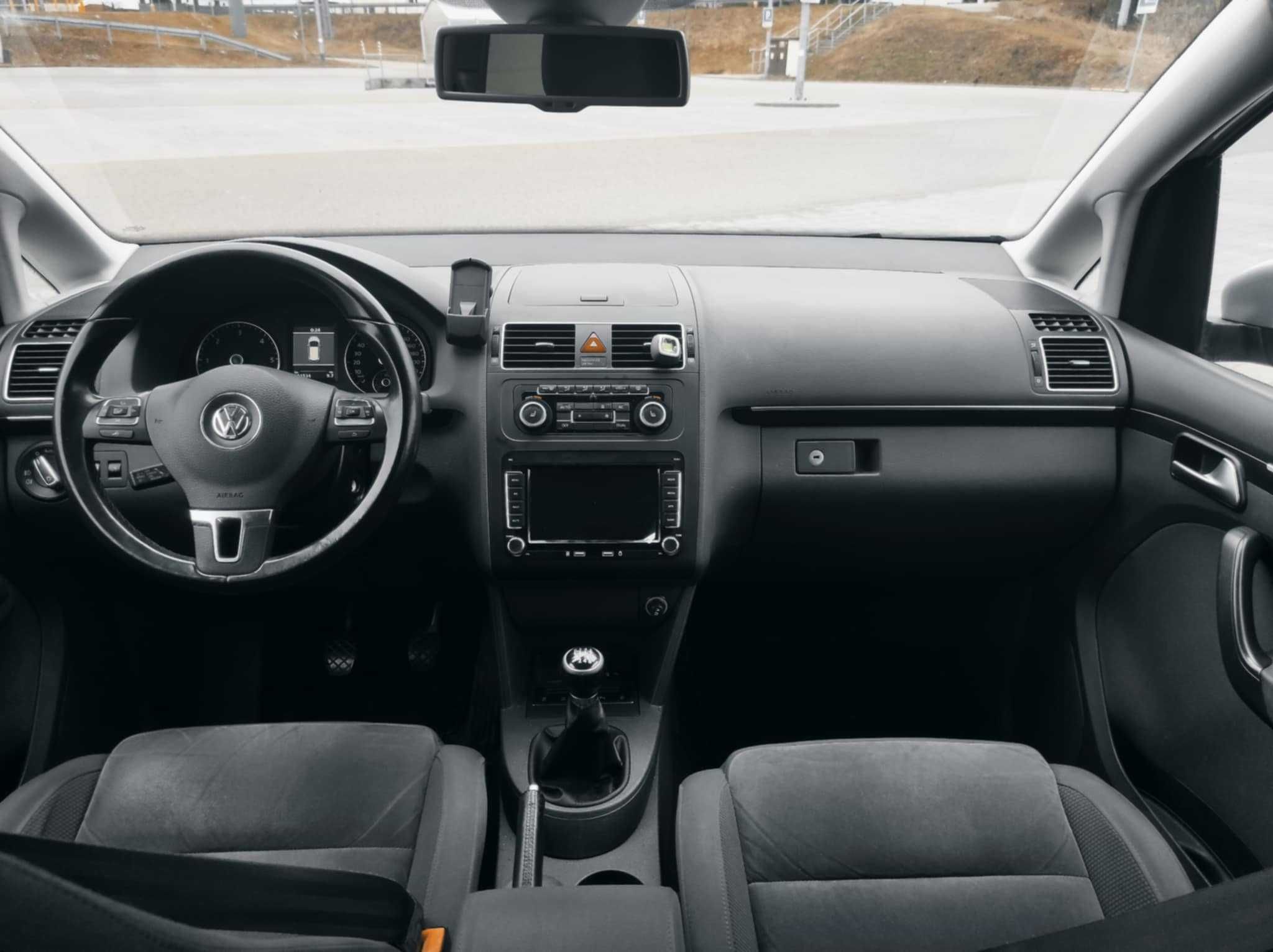 VW Volkswagen Touran 2.0TDI 2012r Highline Full Kamera Navi ledy xenon
