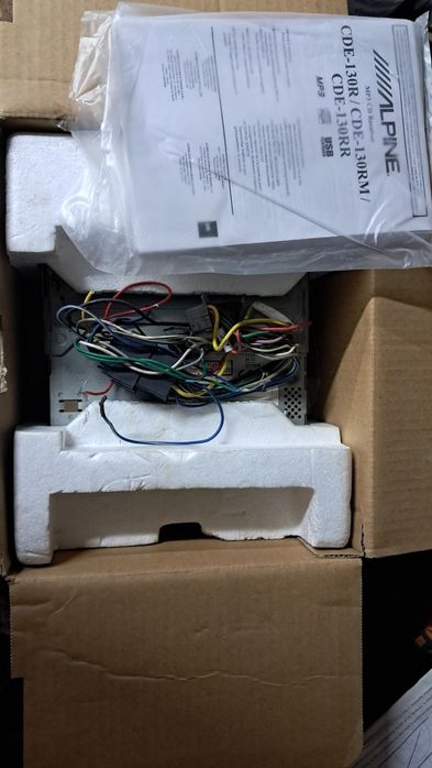 Продам Alpine CDE -130R