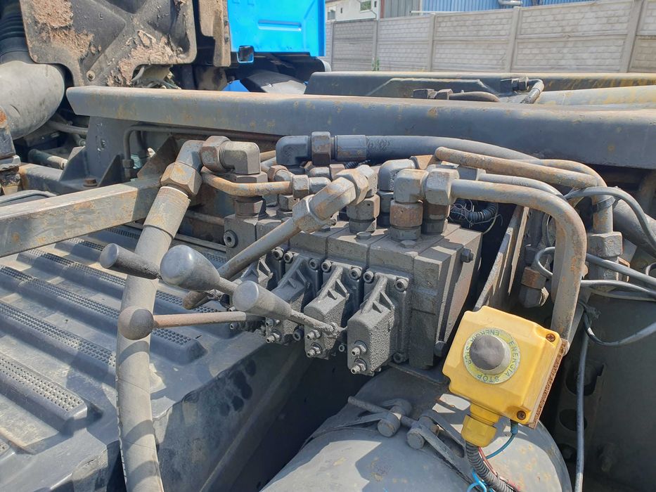 Volvo fm 6x2 hakowiec z regulacją wysokości haka