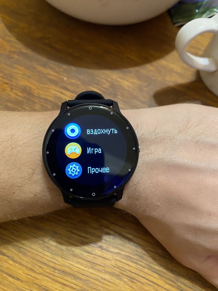 Смарт часы.  Smart watch . Часы на руку