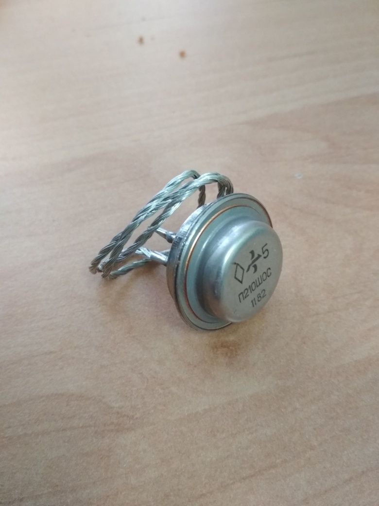 Транзистор П210Ш НОВЫЙ
