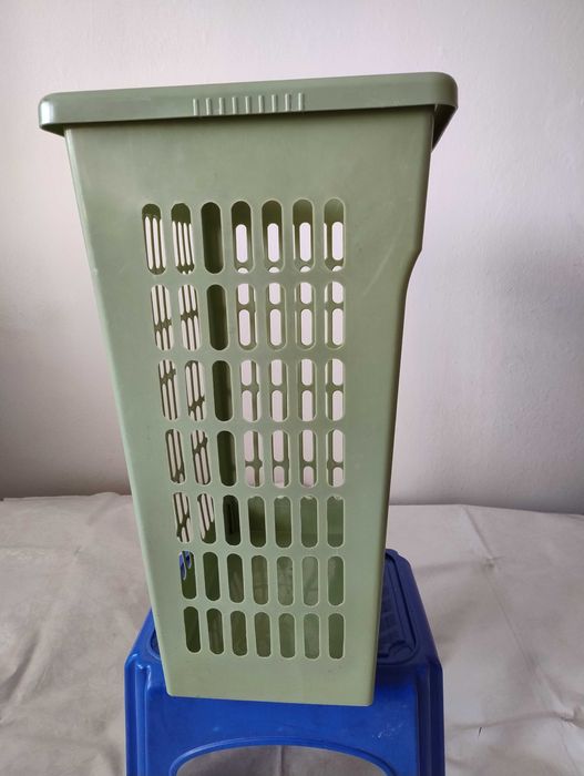 Kosz na pranie kosz na bieliznę Plast Team bez pokrywy 54x40x29 cm