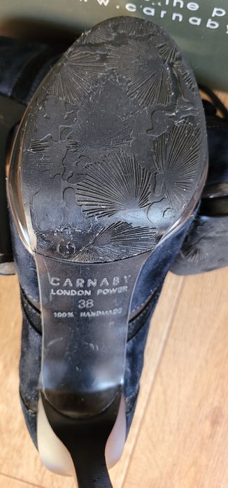 Туфли Carnaby. Стильні чоботи весна/осінь