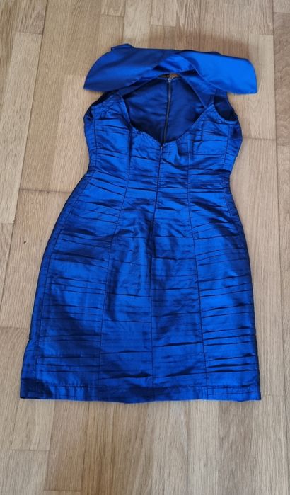 Vestido Adolfo Dominguez