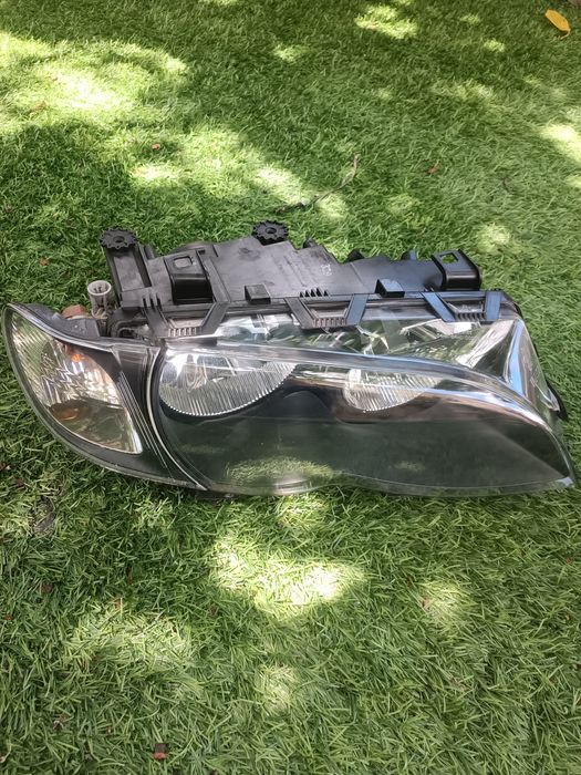 Conjunto de óticas e piscas bmw E46 Sedan ou touring
Material usado m