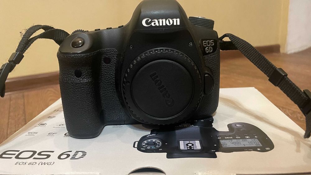 Дзеркальна камера Canon 6d body