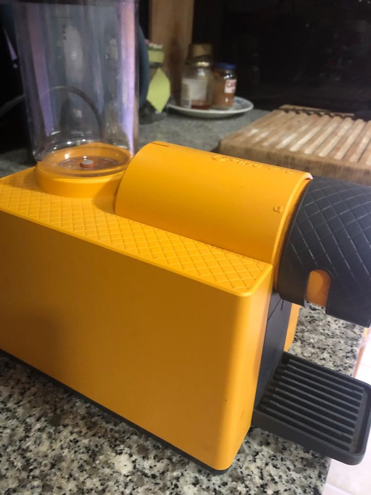 Máquina de café Delta Q