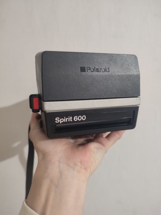 Polaroid / фотоапарат / плівковий фотоапарат / плёночный фотоаппарат /