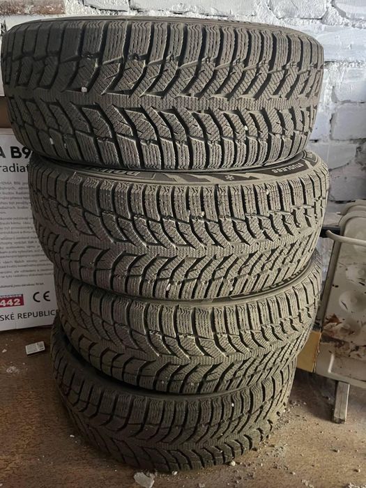 Зимова гума 205*55*16