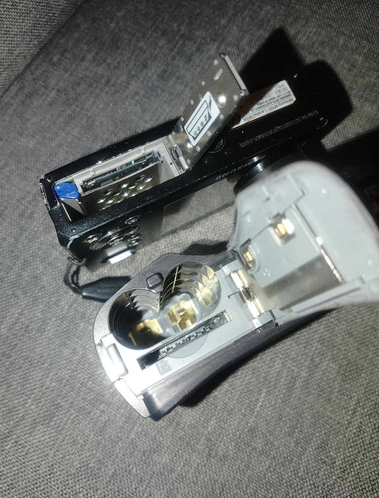 Фотоаппарат цифровой Samsung S730, M100 (7,2 МП, 8,2 МП) под ремонт