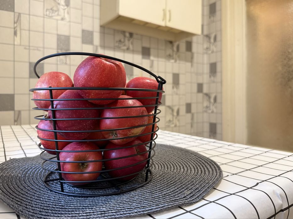 Продаж 1 кім квартири Лісний,Поповича Космонавта,18
