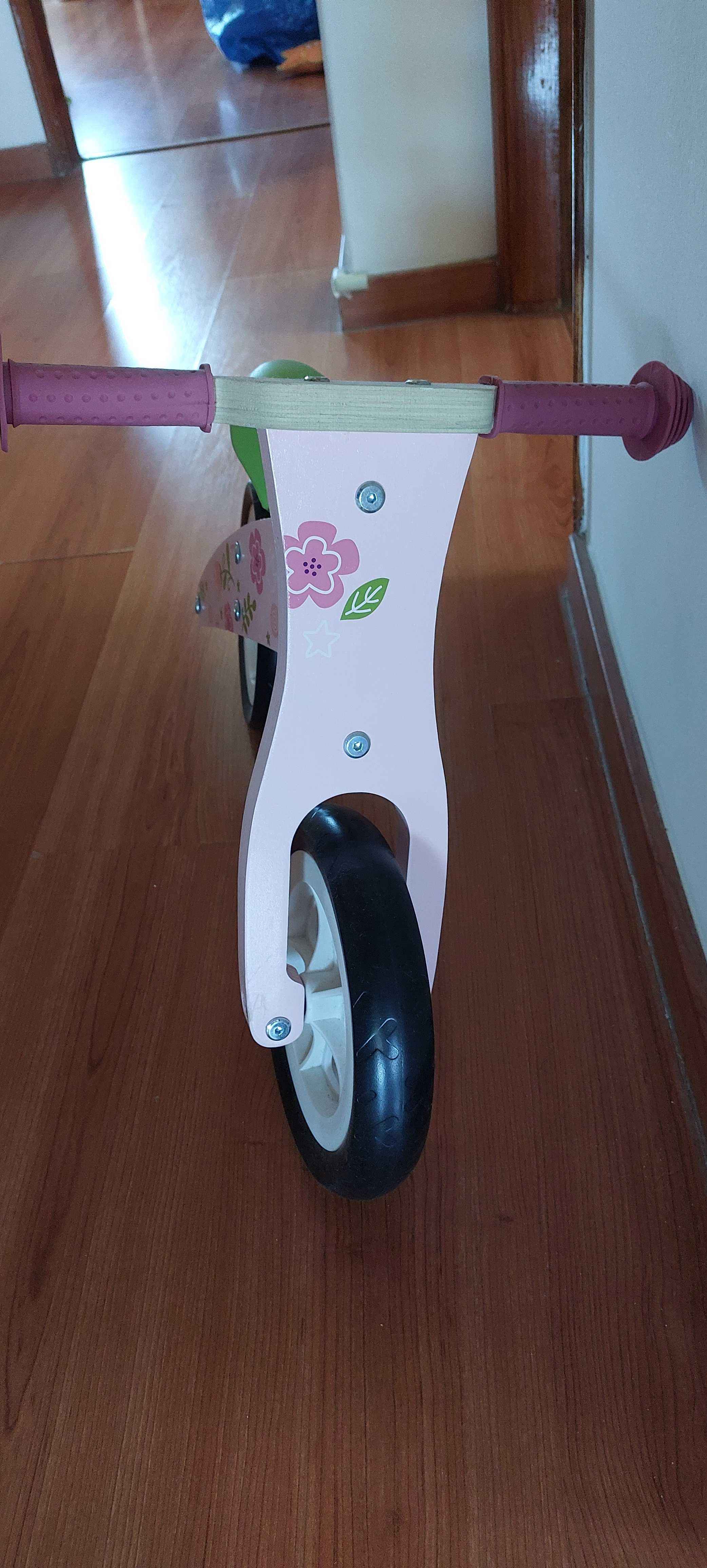Bicicleta de equilíbrio