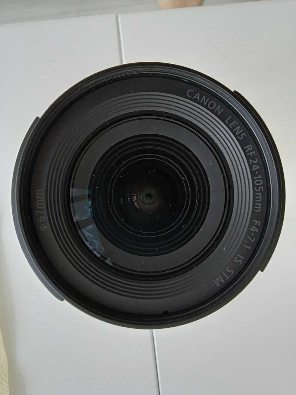 Об'єктив Canon RF 24-105mm F4-7.1 IS STM