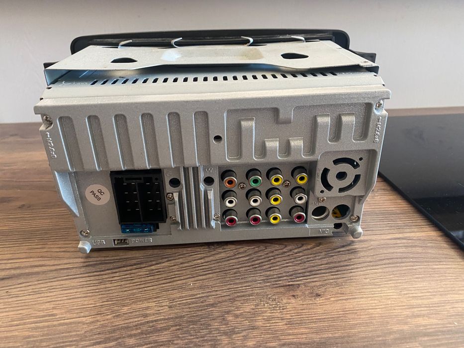 Radio  samochodowe  2 Din ORDON HT 869BT  bardzo ładne