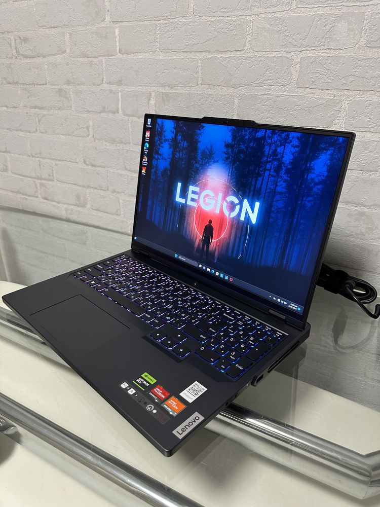 ноутбук lenovo LEGION 5 PRO 2024 RYZEN 7 7745 RTX 4070 16gb