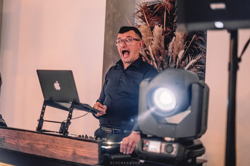 DJ na WESELE - impreze - urodziny 18 stke 30 stke 40 stke 50 tke