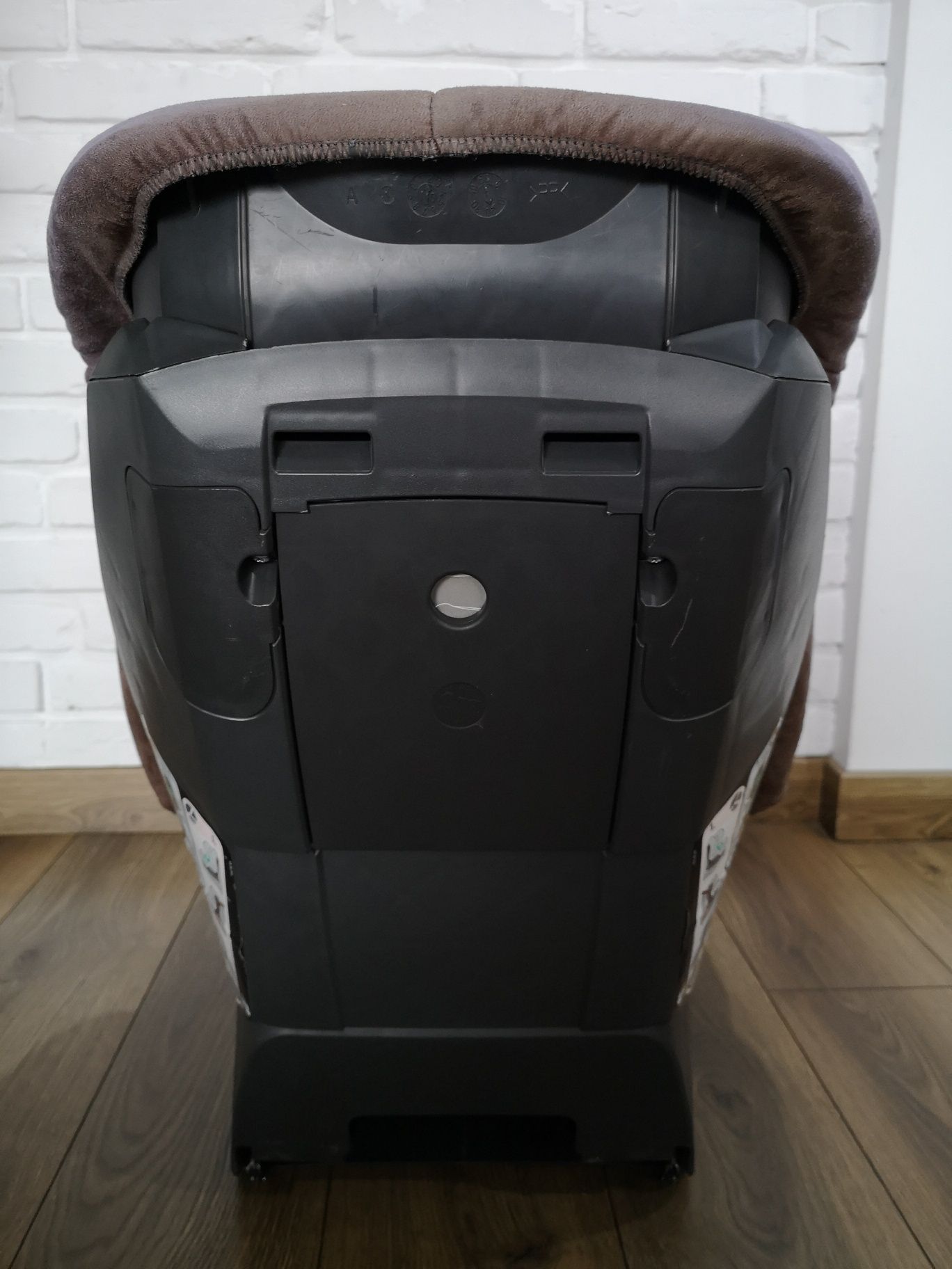 Fotelik samochodowy Romer Britax SafeFix Plus Isofix 9-18 kg