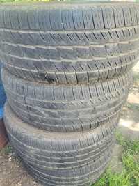 Продам летнюю резину 255/55R18