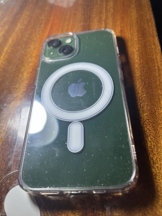 Продам Айфон 13/128.