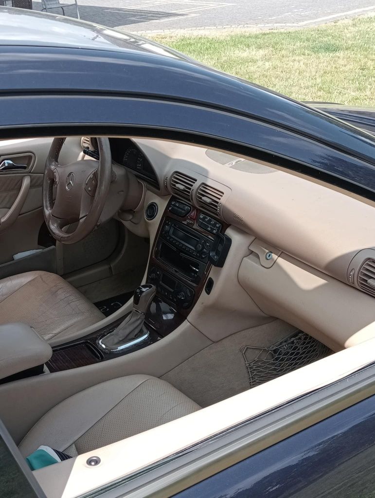Mercedez Benz C240 Elegance