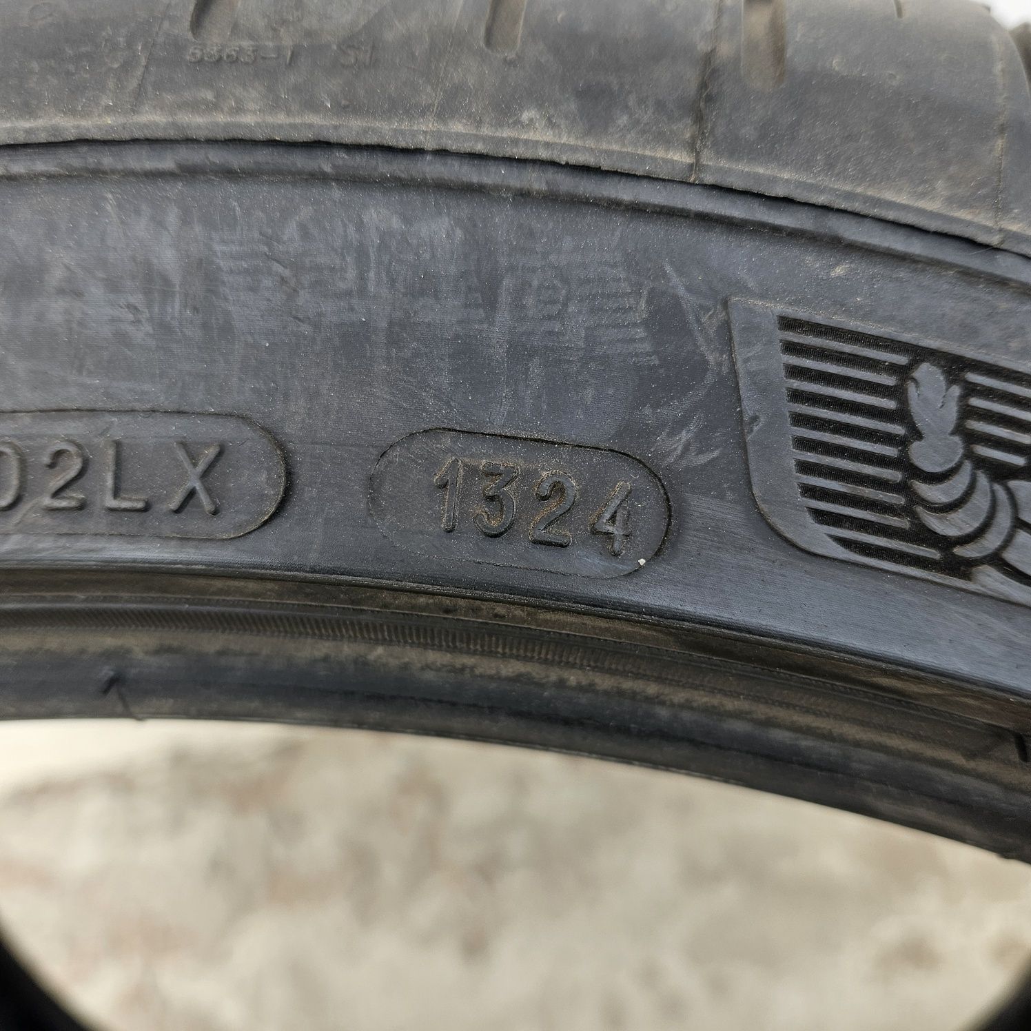 275/35ZR21 мішлен
