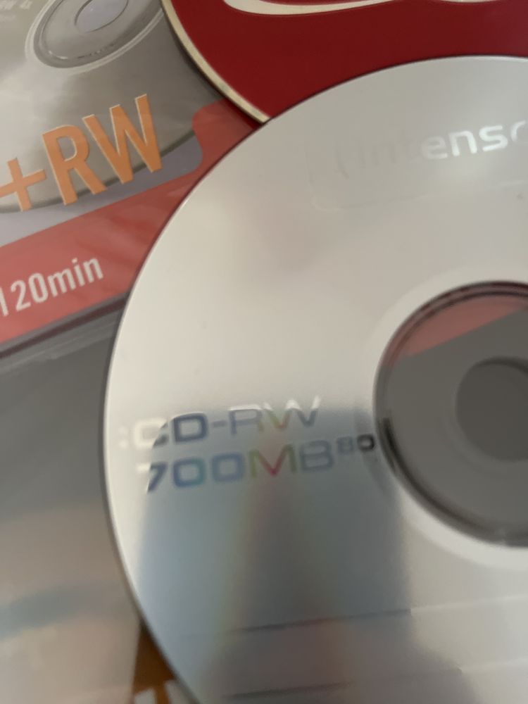 5 DVD+RW + 1 CD-RW