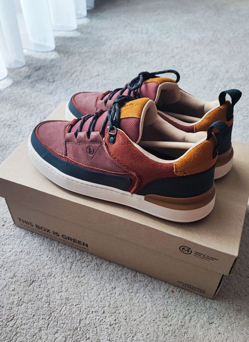 Sapatilhas nobuck Clarks NOVAS