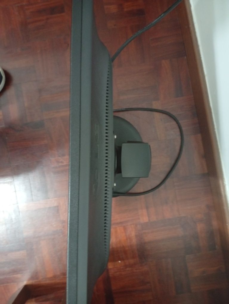 Monitor Ecrã 19" LG
