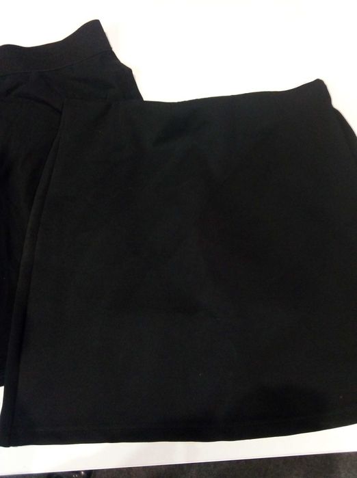 Spódnice czarne 4sztuki