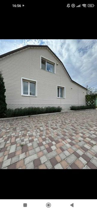 Продається будинок з 4 кімнатами в Іванівці