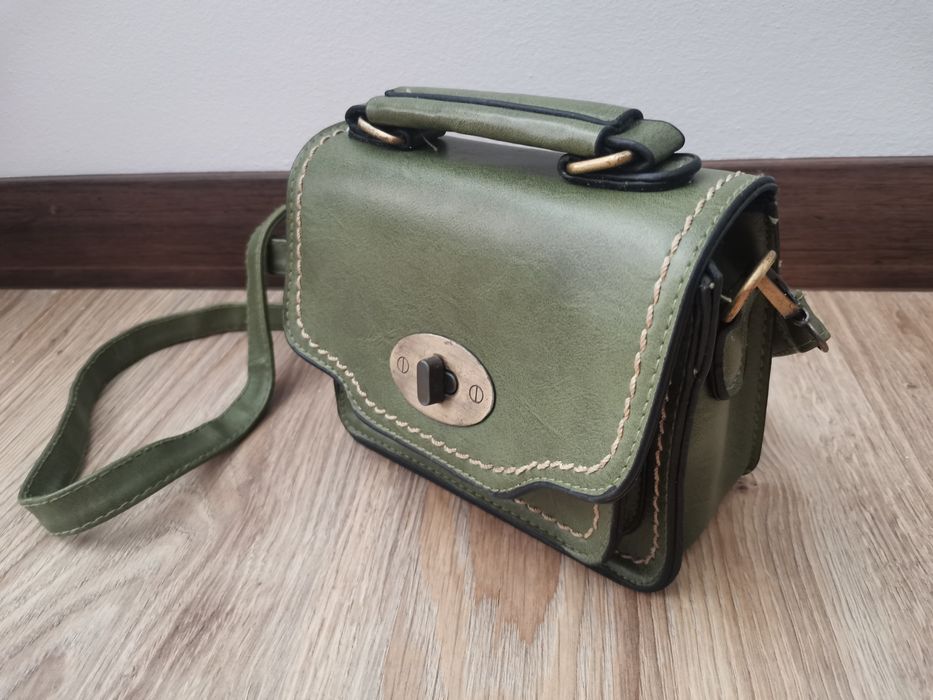 Sprzedam torebkę na pasku