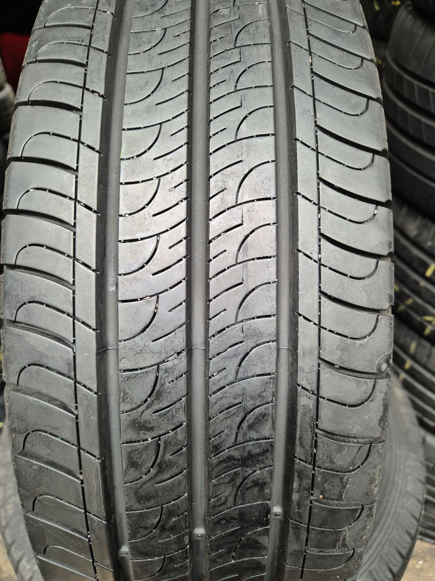 Kpl.opon letnich Goodyear 215 65r 16 C bus r22