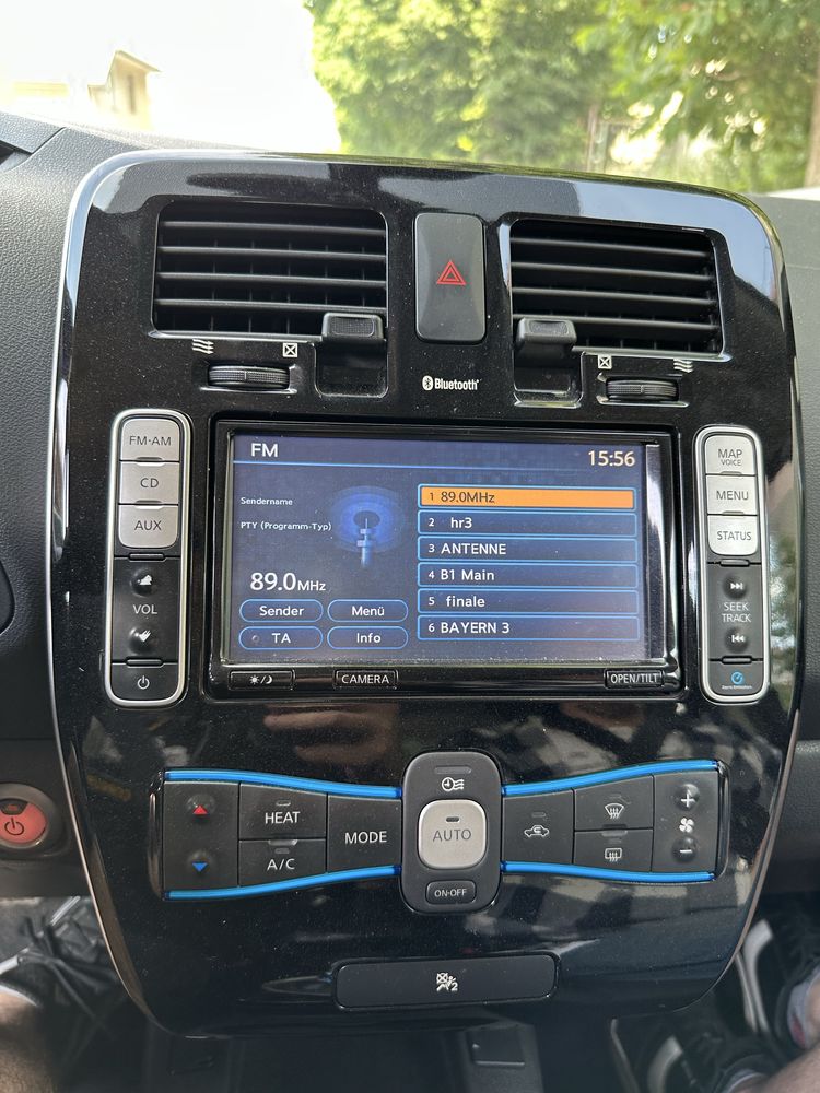 Nissan leaf 2013