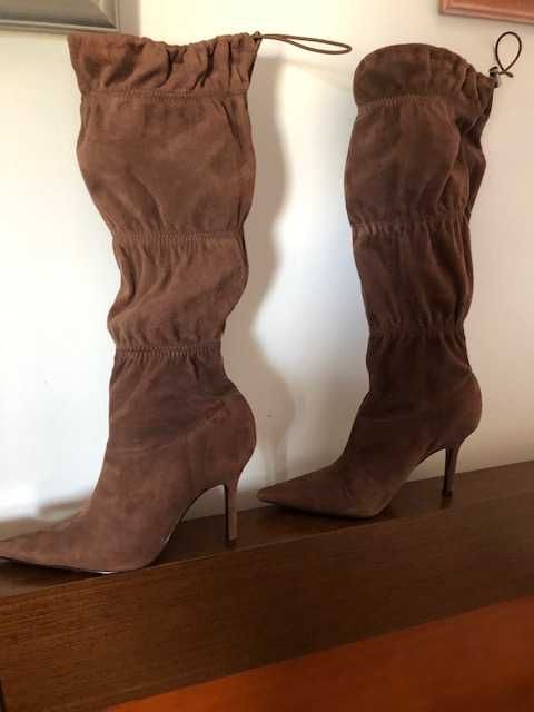 Botas senhora de cano e salto alto, camurça castanha marca Zilian