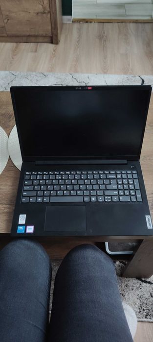 Laptop Lenovo – Stan jak nowy! Użyty kilka razy