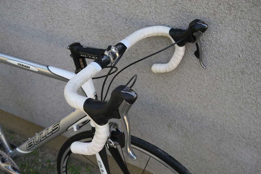 Rower szosowy Bulls  Shimano 105 SUPER STAN